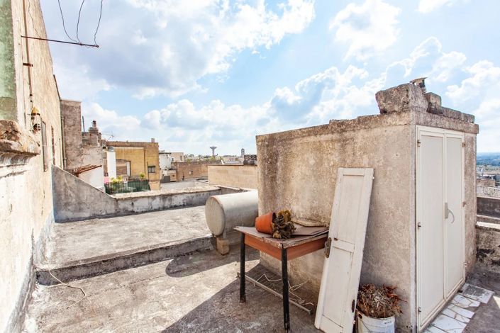 Image No.17-2 Bed Apartment for sale