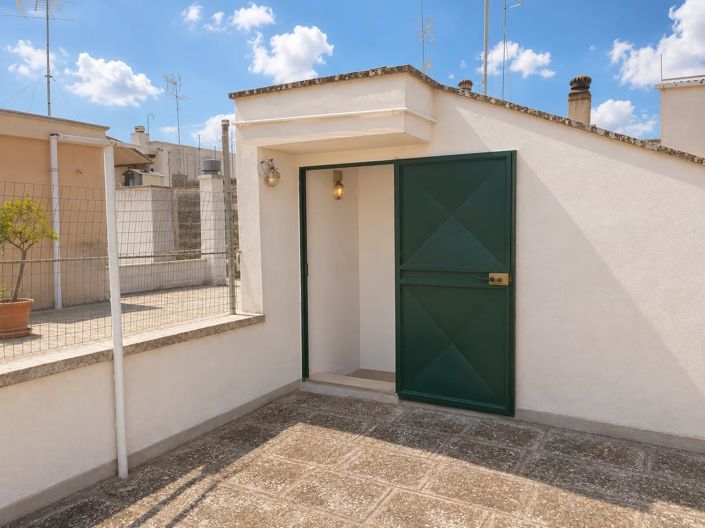 Image No.13-2 Bed Apartment for sale