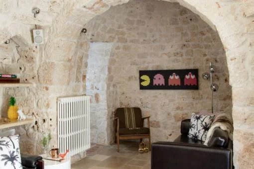 Image No.10-3 Bed House for sale