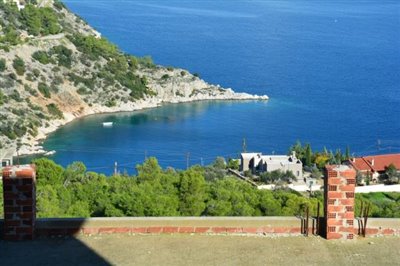 Maison de 5 chambres à vendre à Amoni