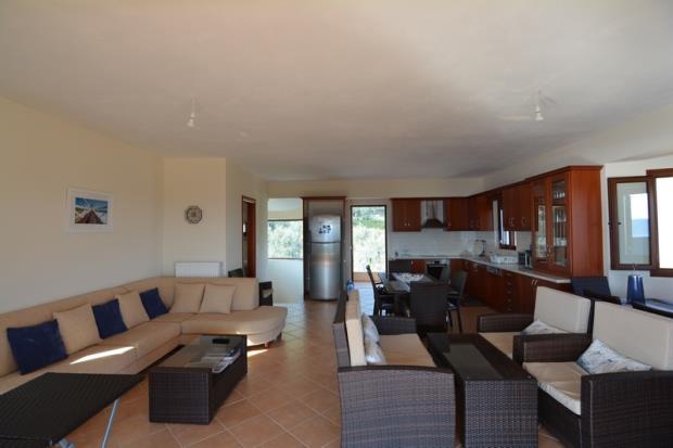 Image No.24-4 Bed Villa / Detached for sale