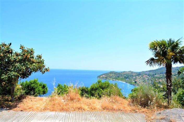 Image No.5-Maison de 4 chambres à vendre à Pera Melana