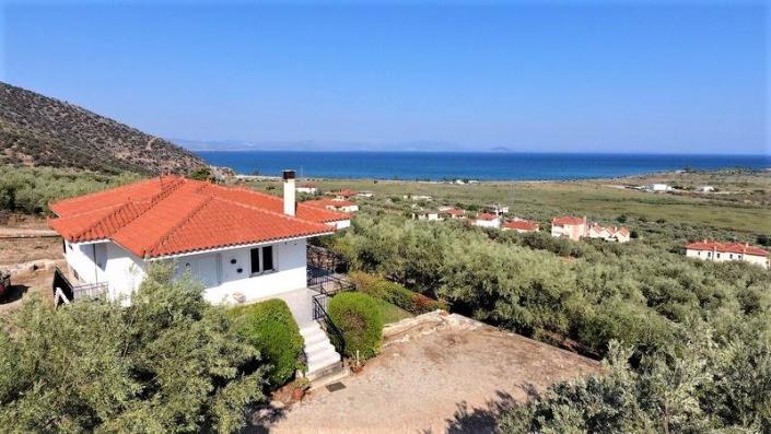 Image No.2-Maison / Villa de 3 chambres à vendre à Astros