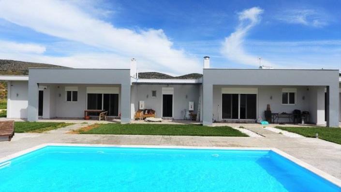 Image No.1-Maison / Villa de 6 chambres à vendre à Drepano