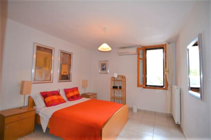 Image No.20-4 Bed House/Villa for sale