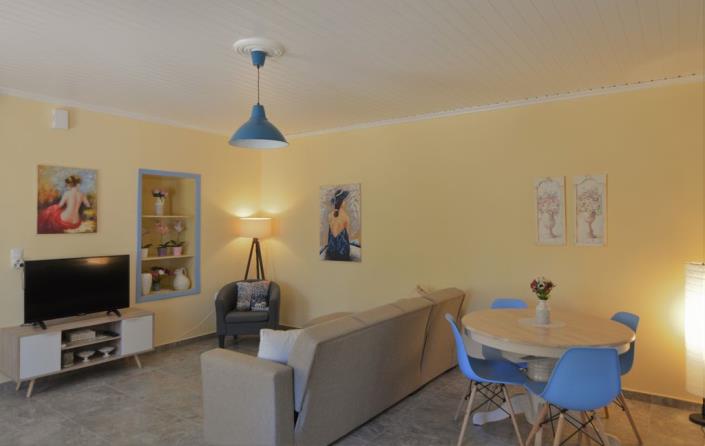 Image No.7-2 Bed House for sale