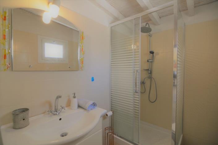 Image No.14-2 Bed House for sale