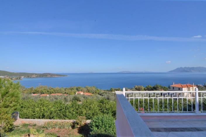 Image No.6-3 Bed House for sale