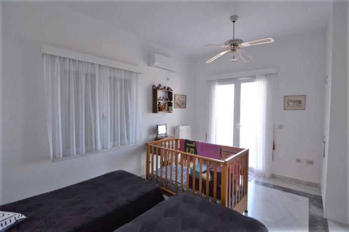 Image No.10-3 Bed House for sale