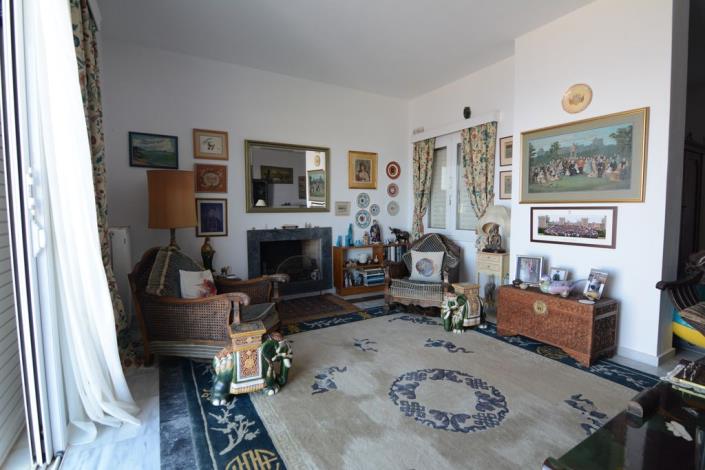 Image No.14-3 Bed House for sale