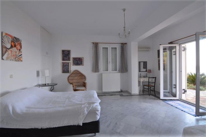 Image No.25-3 Bed House for sale