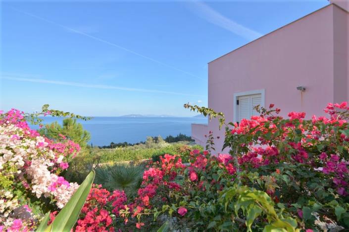 Image No.28-3 Bed House for sale