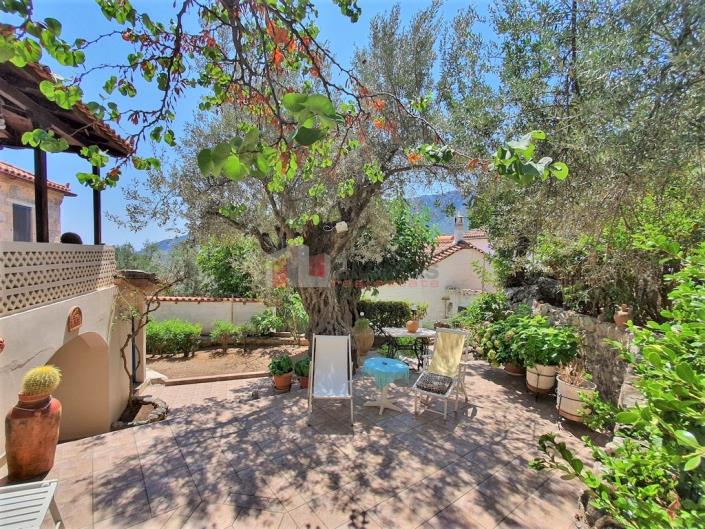 Image No.4-Maison / Villa de 2 chambres à vendre à Tyros