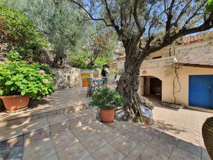 Image No.11-Maison / Villa de 2 chambres à vendre à Tyros