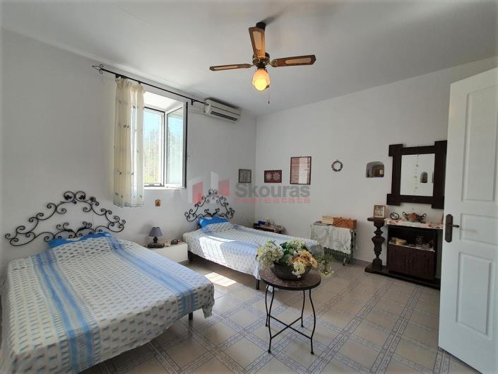 Image No.23-Maison / Villa de 2 chambres à vendre à Tyros