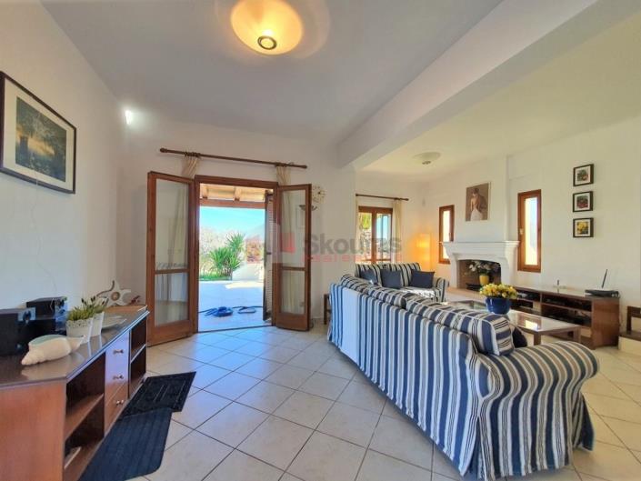 Image No.8-3 Bed House for sale