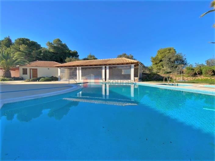 Image No.11-3 Bed House for sale