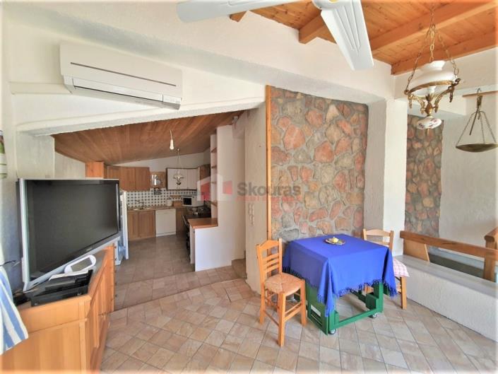 Image No.12-2 Bed House for sale