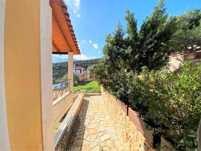 Image No.18-3 Bed House for sale