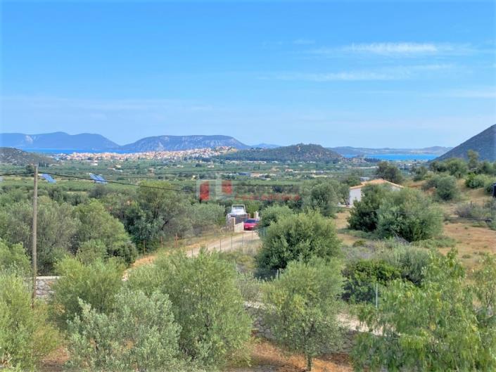 Image No.8-3 Bed House for sale