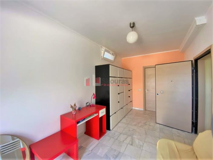 Image No.21-3 Bed House for sale