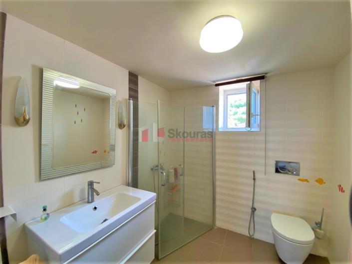 Image No.24-3 Bed House for sale