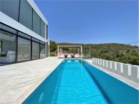 Image No.1-5 Bed House/Villa for sale