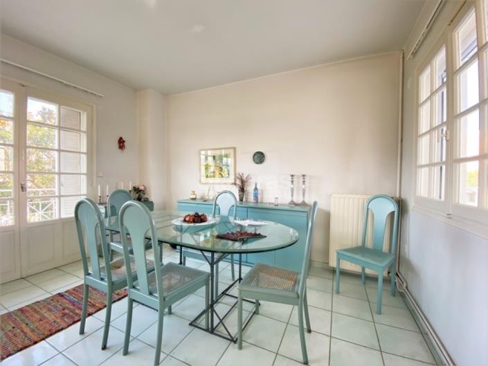 Image No.18-3 Bed House for sale