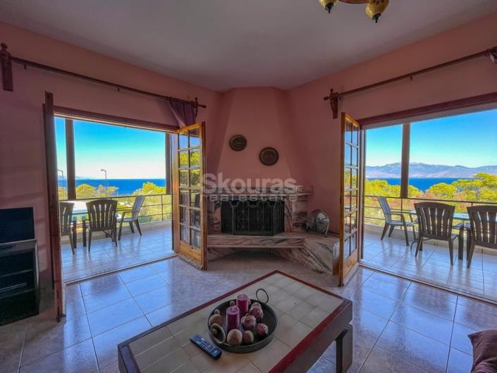 Image No.18-Villa de 5 chambres à vendre à Loutraki