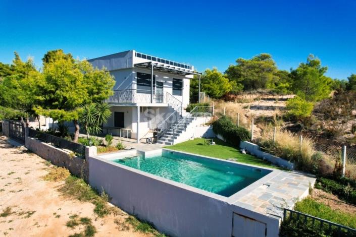 Image No.2-Villa / Détaché de 3 chambres à vendre à Portocheli