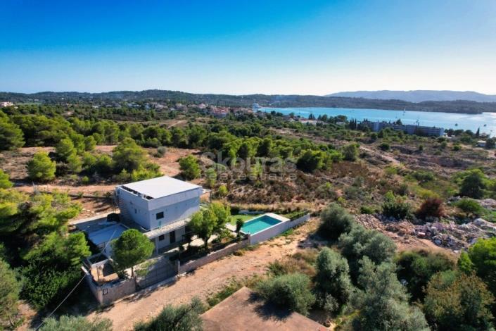 Image No.5-Villa / Détaché de 3 chambres à vendre à Portocheli