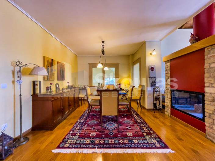 Image No.6-5 Bed Villa / Detached for sale