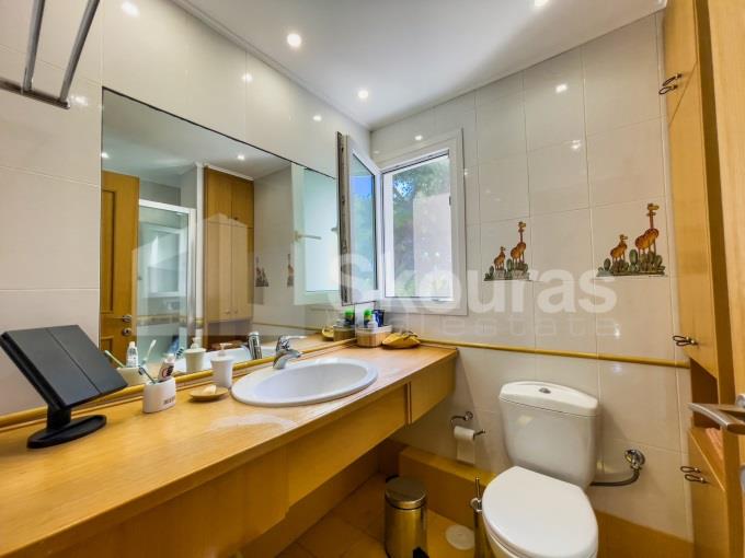 Image No.24-5 Bed Villa / Detached for sale