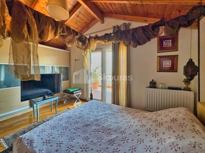 Image No.6-3 Bed Maisonette for sale