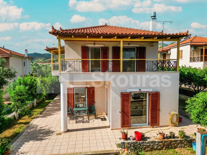 Image No.2-Maison de 3 chambres à vendre à Epidavros