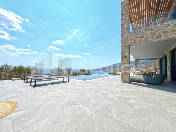 Image No.16-3 Bed House for sale