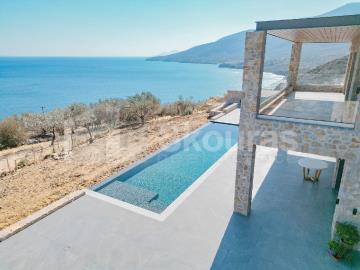 1 - Kiveri, House