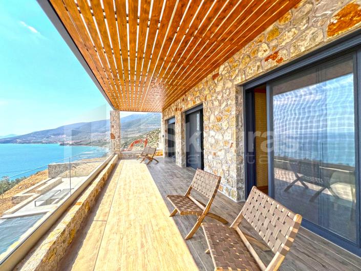 Image No.17-3 Bed House for sale