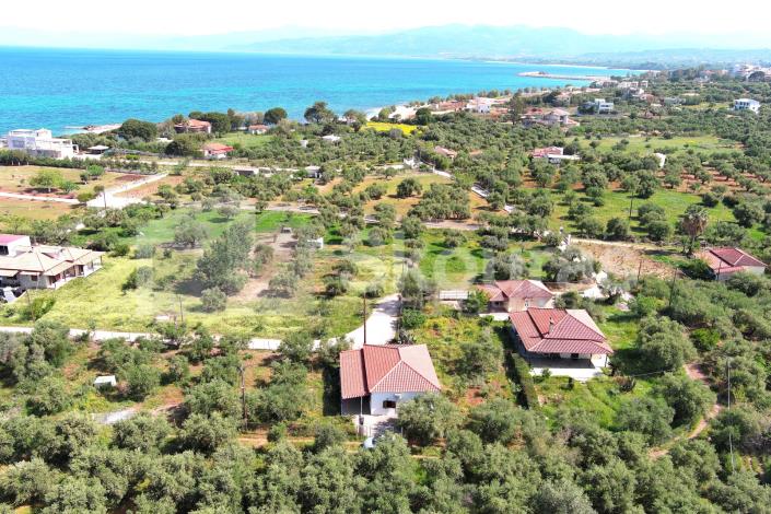 Image No.8-2 Bed House for sale