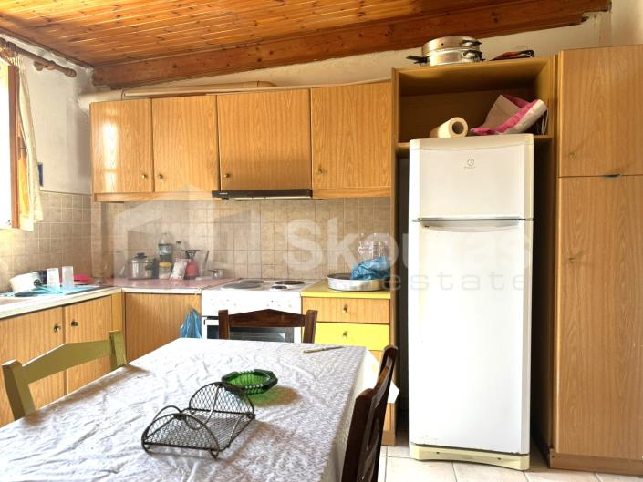 Image No.12-2 Bed House for sale