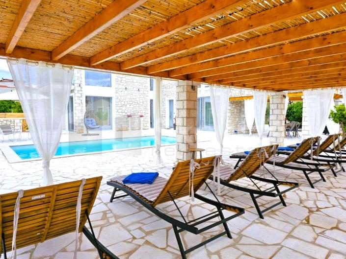 Image No.18-Maison / Villa de 4 chambres à vendre à Drepano