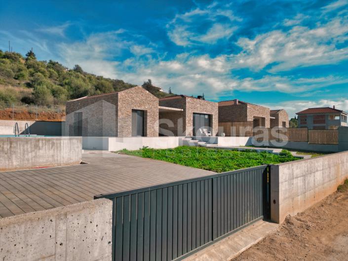 Image No.3-Maison / Villa de 2 chambres à vendre à Lefkakia