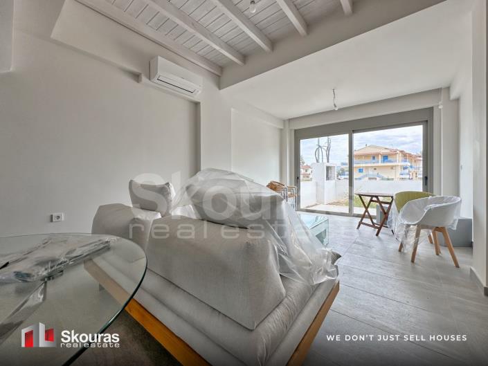 Image No.12-2 Bed House for sale