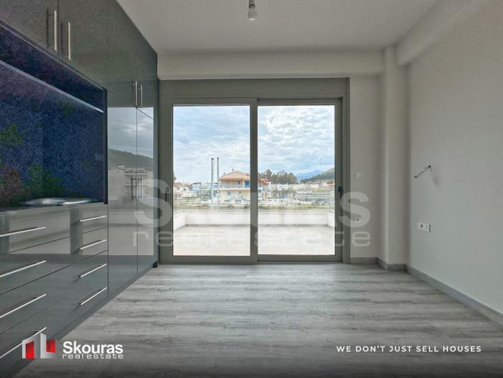 Image No.25-2 Bed House for sale