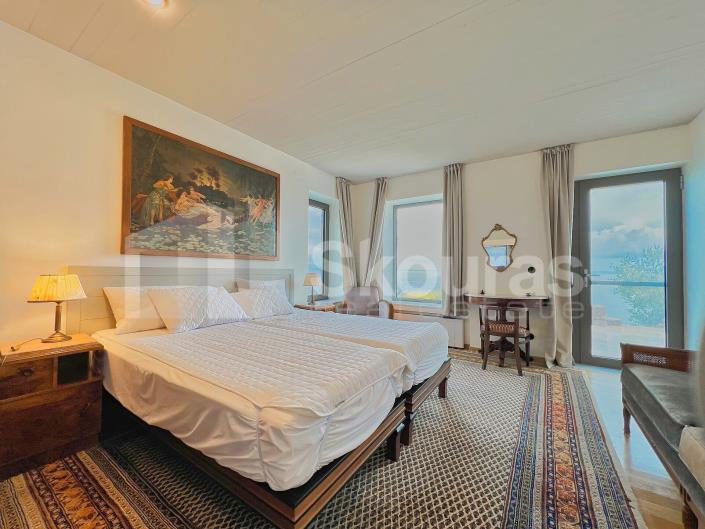 Image No.10-6 Bed House/Villa for sale