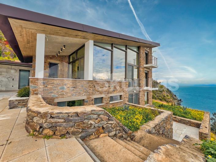 Image No.2-6 Bed House/Villa for sale