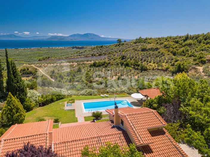 Image No.1-4 Bed House/Villa for sale