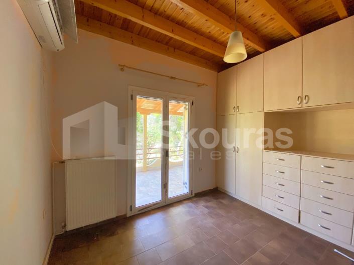 Image No.20-4 Bed House for sale