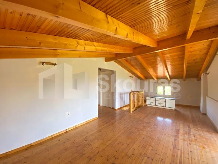 Image No.16-4 Bed House for sale