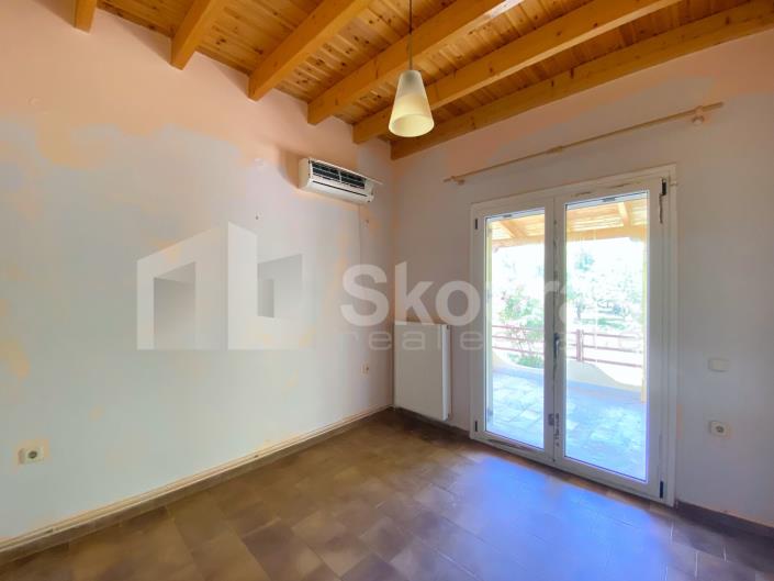 Image No.12-4 Bed House for sale